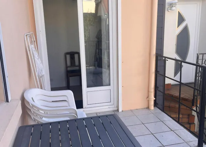 Nyaraló Riva Bella *